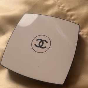 COPY - Chanel NO•30 Les beige compact